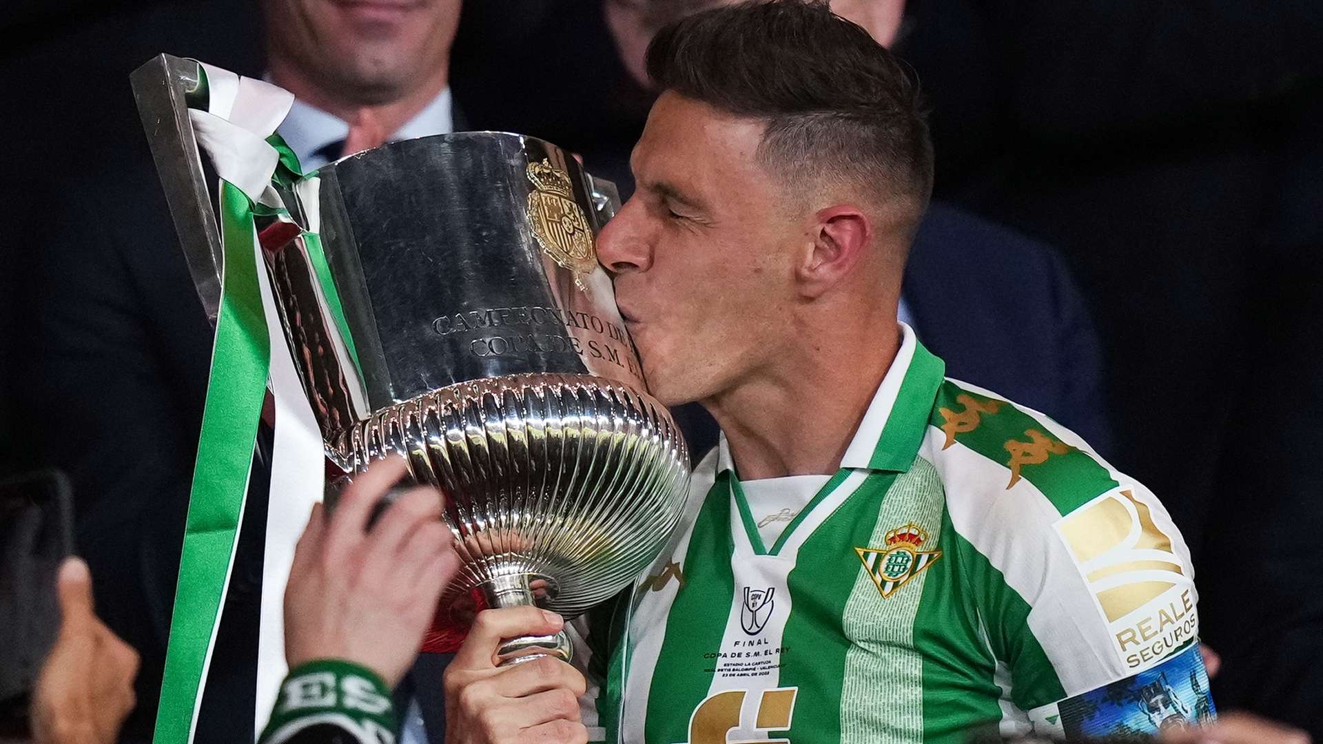 歲的小將擁 歲的小將擁